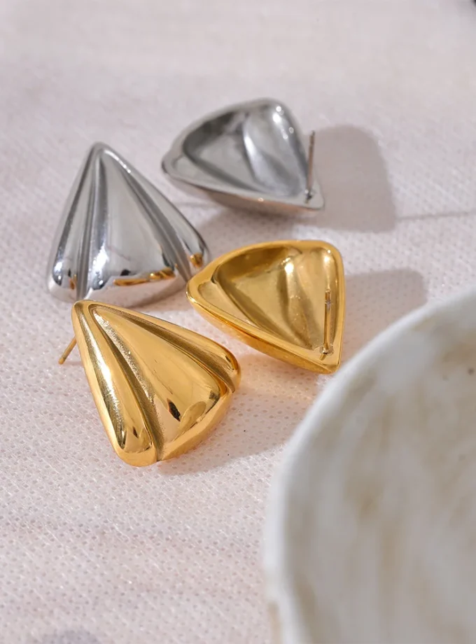 Triangle Stud Earrings Metal 18K